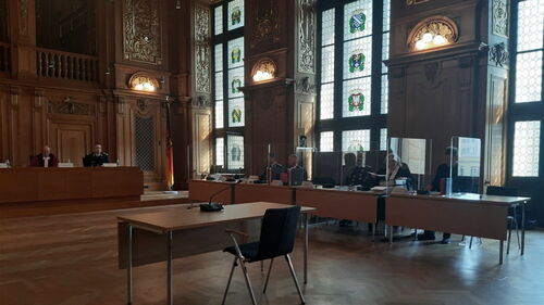 Corona-Showdown in Leipzig: Anwältin Bahner, Analyst Lausen und Prof. Burkhardt